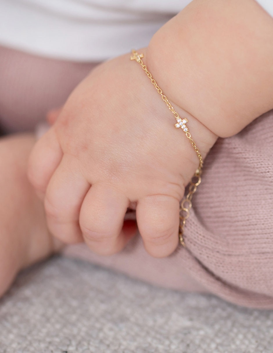 Pulsera de oro amarillo con zirconia 14 K acabado brillante 2