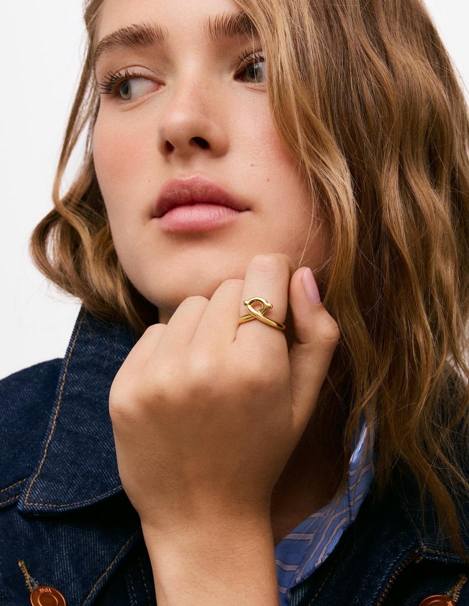 Anillo de oso de plata 18 k con acabado baño de oro