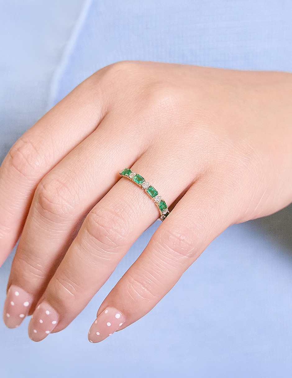 Anillo con gema 14 k de oro amarillo esmeralda y diamante pulido
