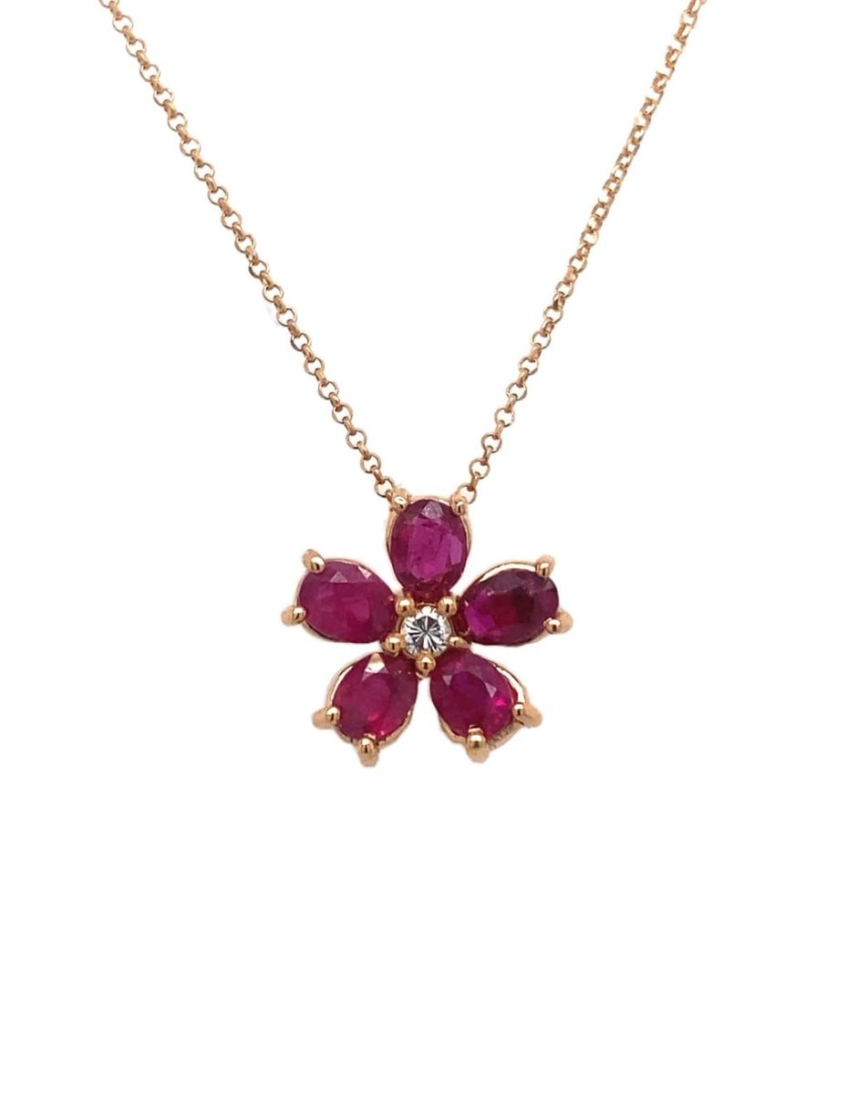 Collar con dije de flor de oro rosa 14 k