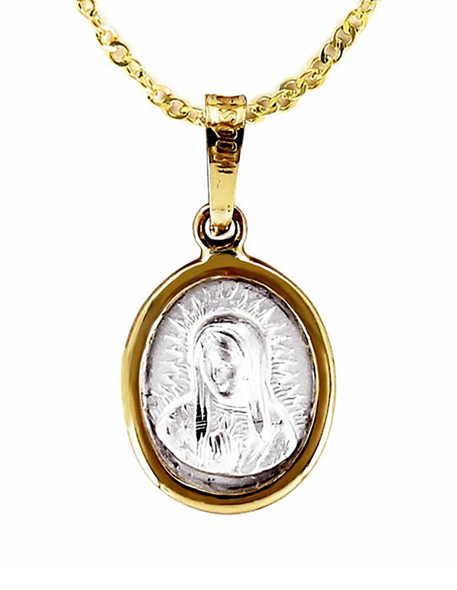 Colgante y dije ovalada D Cadena de oro 14 K