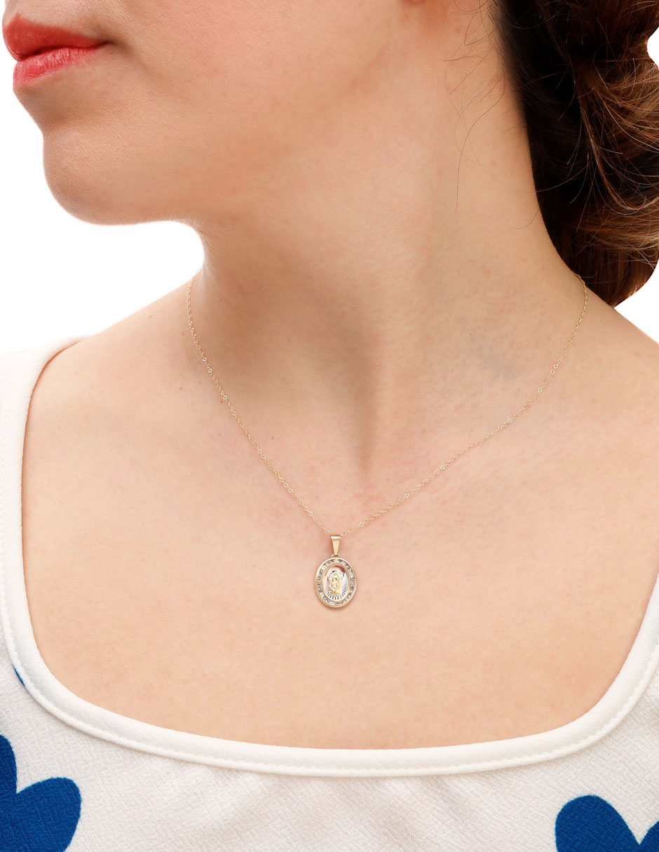 Collar con dije ovalado de oro 14 k 4